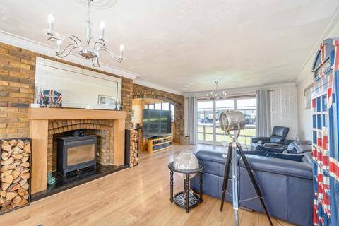 Judds House Harrow Lane, Bulphan, Upminster, RM14 3RE