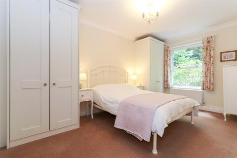 2 bedroom apartment for sale - Woodland Place, Cedars Village, Chorleywood, Hertfordshire, WD3