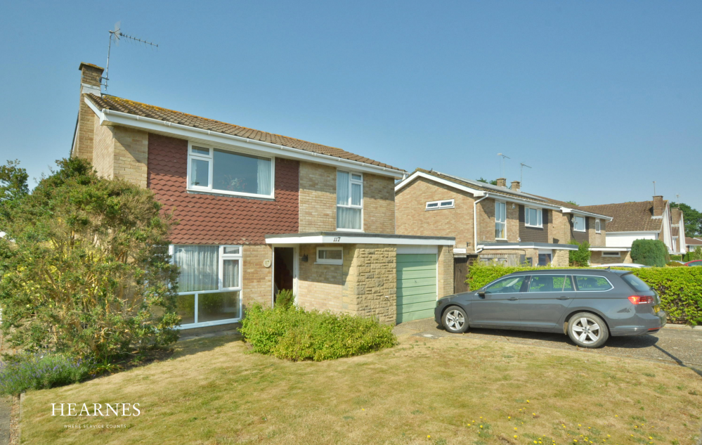 Runnymede Avenue, Bournemouth, BH11 9SN 3 bed detached house for sale