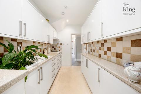 179 Brookscroft Road, London, E17 4JP