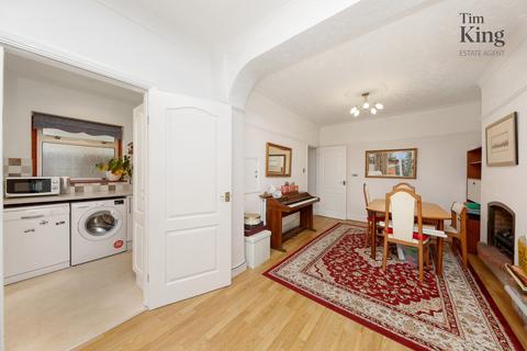 179 Brookscroft Road, London, E17 4JP