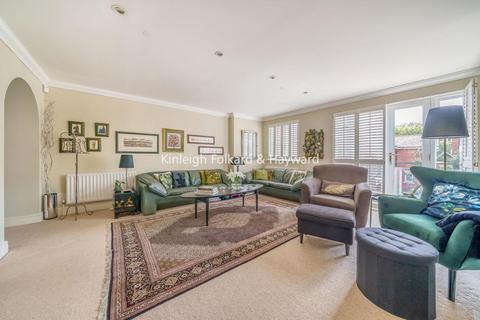 10 Imperial Place, Chislehurst, BR7 5QX