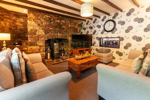 4 bedroom cottage for sale - Heol Giedd, Cwmgiedd, Ystradgynlais, Swansea