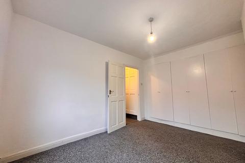 2 bedroom terraced house to rent, Barnbrough Street, Burley, Leeds, LS4