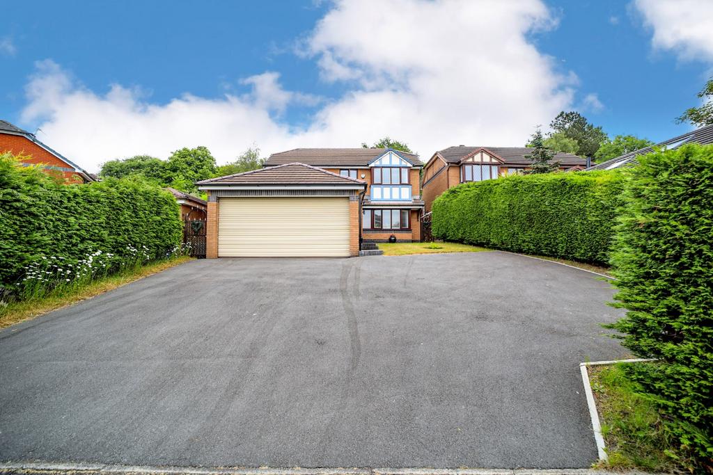 Foxwood, St. Helens, WA9 5UJ 4 bed detached house for sale £400,000