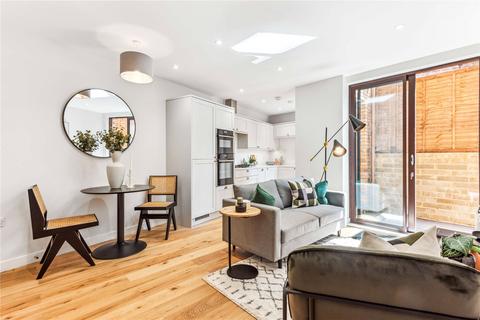 2 bedroom apartment for sale - Battersea High Street, SW11