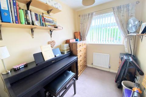 16 Bowden Close, Liverpool, L12 0LA