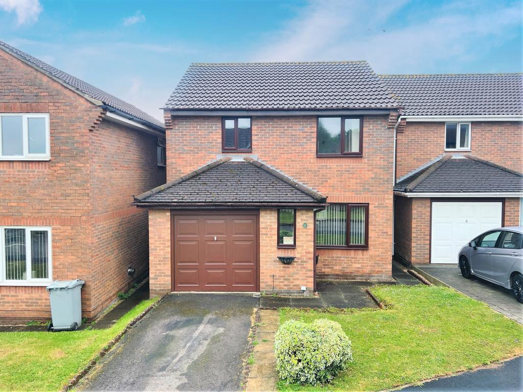 Hatcliffe Close, Grantham, NG31 3 bed detached house for sale £220,000