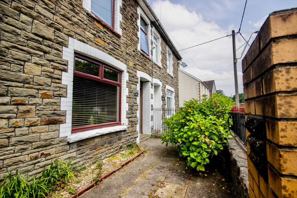 Fern Bank, Commercial Street, Pengam, Blackwood 3 bed semidetached