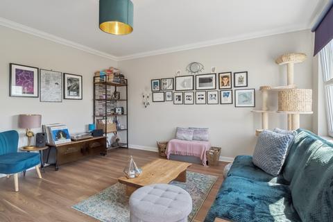 22 Linnview Drive, Glasgow, G44 5EQ