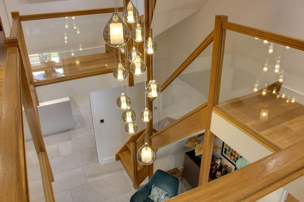 First Floor Galleried Landing