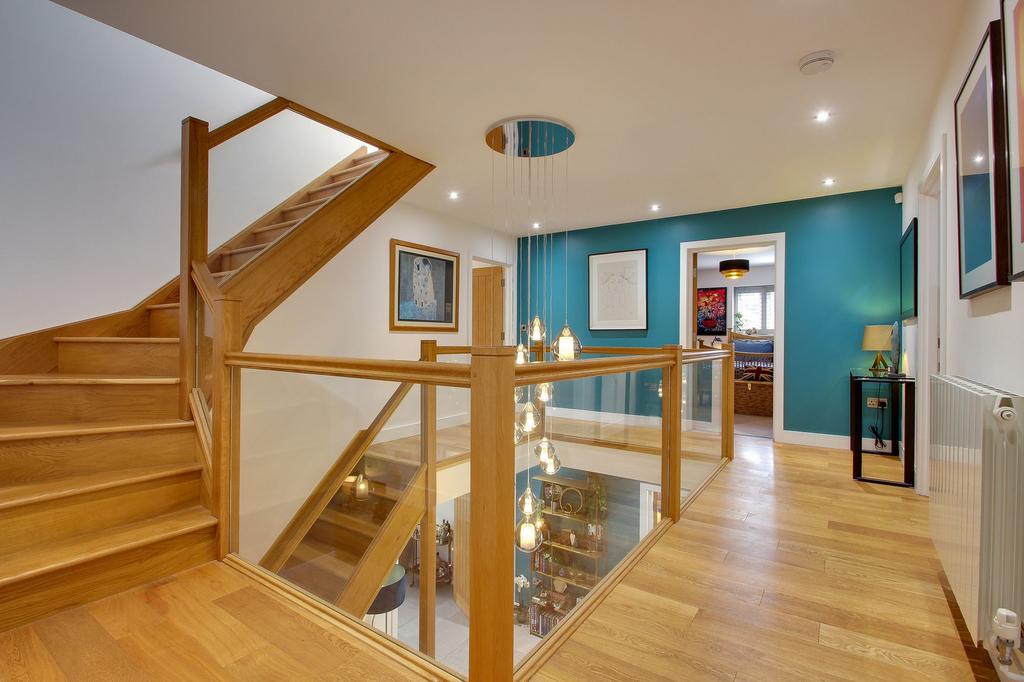 First Floor Galleried Landing