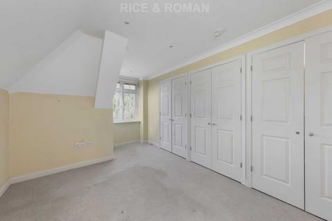 2 bedroom retirement property for sale, Church Road, Esher KT10