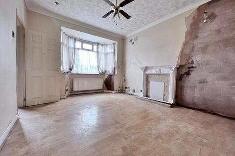 22 Cathel Drive, Birmingham, B42 1HH