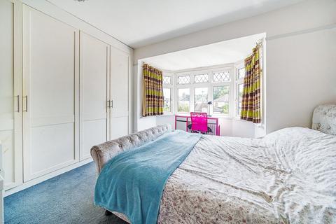 4 Hawthorn Drive, West Wickham, BR4 9EZ