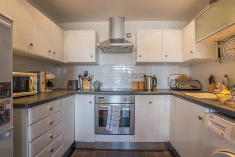 2 bedroom flat for sale, 1 Sand Aire House Stramongate, Kendal