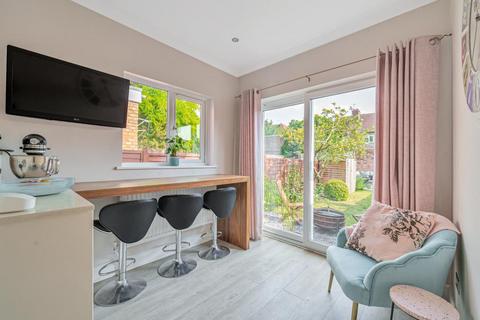 34 Swainstone Road, Reading, RG2 0DX