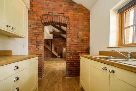 2 bedroom barn conversion to rent, Barton Court, Copplestone, EX17