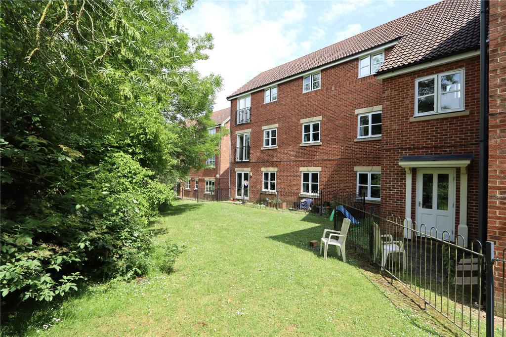 Otterburn Crescent, Oakhill, Milton Keynes, MK5 2 bed apartment for