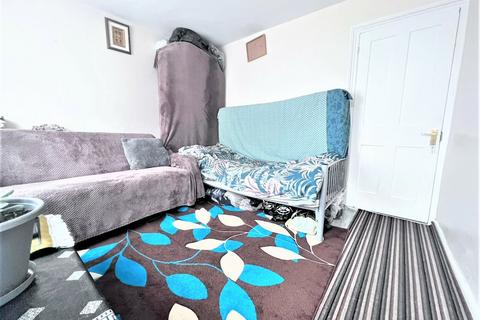 3 bedroom terraced house for sale, High Wycombe HP11 2RE