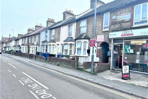 3 bedroom terraced house for sale, High Wycombe HP11 2RE