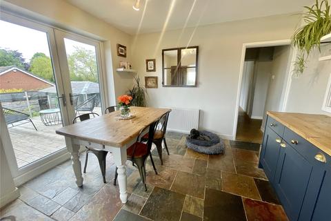 15 Edgehill Road, Staincross, Barnsley, S75 6NL