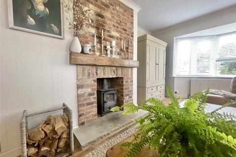 15 Edgehill Road, Staincross, Barnsley, S75 6NL