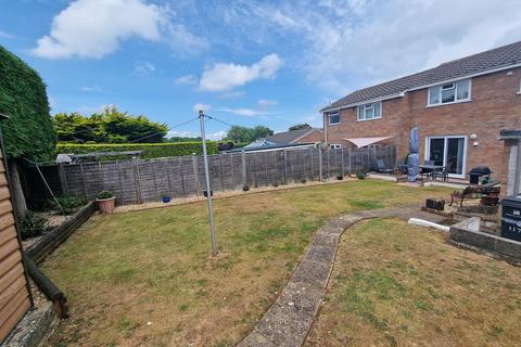 117 Park View, Crewkerne, TA18 8JG