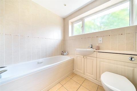 6 Sandy Close, Woking, GU22 8BQ