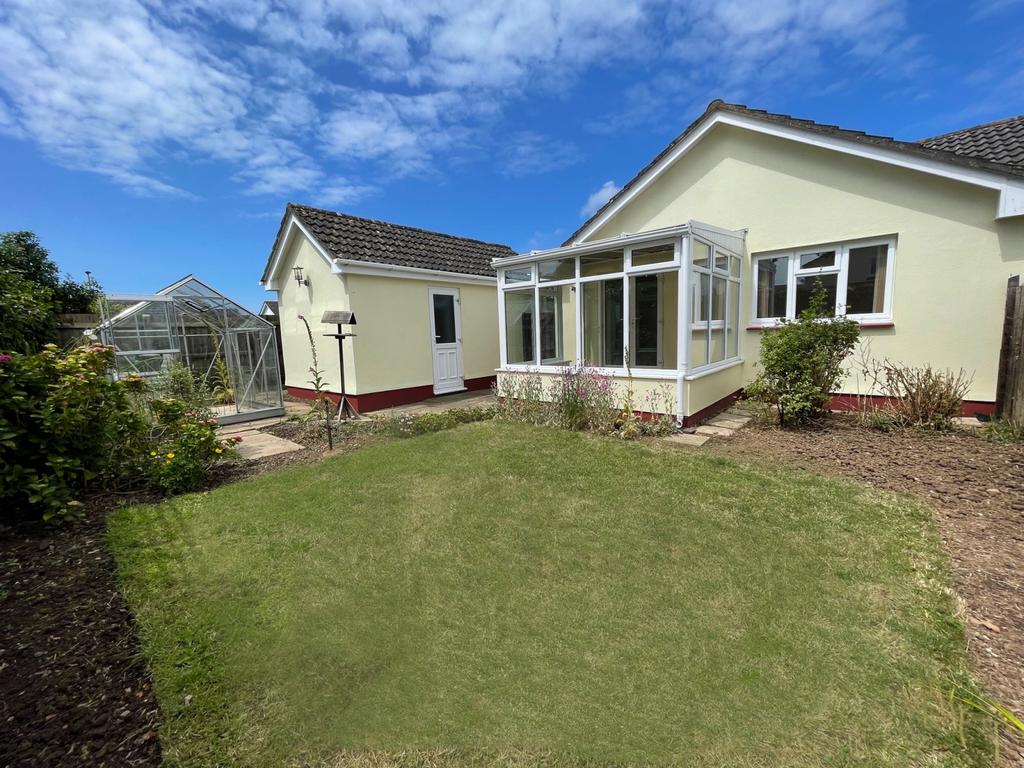 Mead Park, Bickington, EX31 2 bed semidetached bungalow for sale £