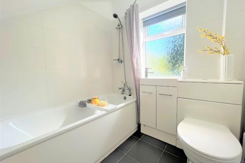 215 Baldridgeburn, Dunfermline, KY12 9EG