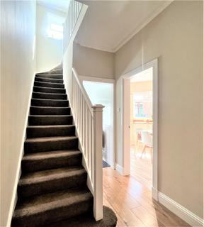 215 Baldridgeburn, Dunfermline, KY12 9EG