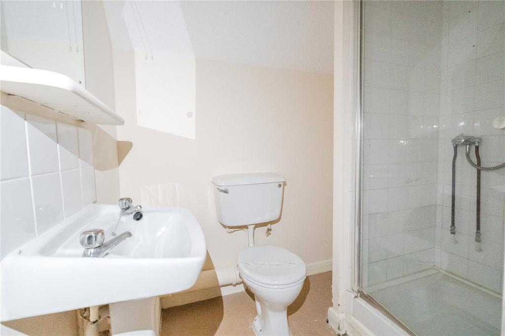 7 - Shower Room