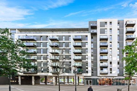 2 bedroom apartment for sale, Vantage Building, Station Approach, Hayes, UB3 4FA