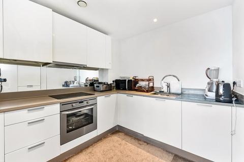 2 bedroom apartment for sale, Vantage Building, Station Approach, Hayes, UB3 4FA