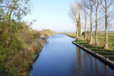 2 bedroom park home for sale, Waterbeach Cambridge