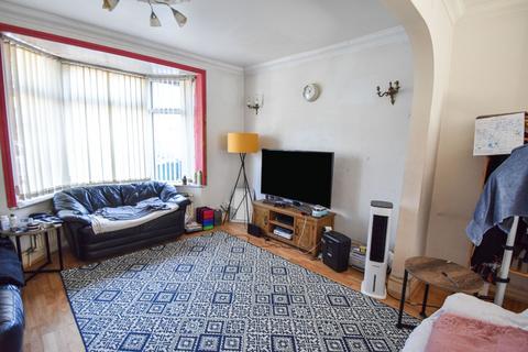 3 bedroom semi-detached house for sale, Edilom Road, Manchester, M8