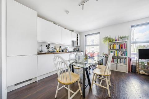 Flat A, 545a Battersea Park Road, London, SW11 3BL