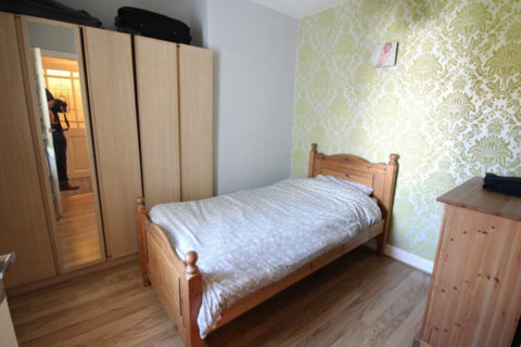 142 Lane Ends, Oakworth, Keighley, BD22 7PR