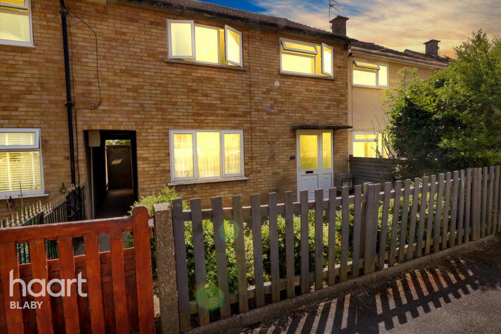 Monmouth Drive, Leicester 3 bed terraced house for sale £180,000