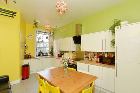 99/7 Viewforth, Edinburgh, EH10 4LL