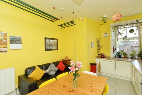 99/7 Viewforth, Edinburgh, EH10 4LL