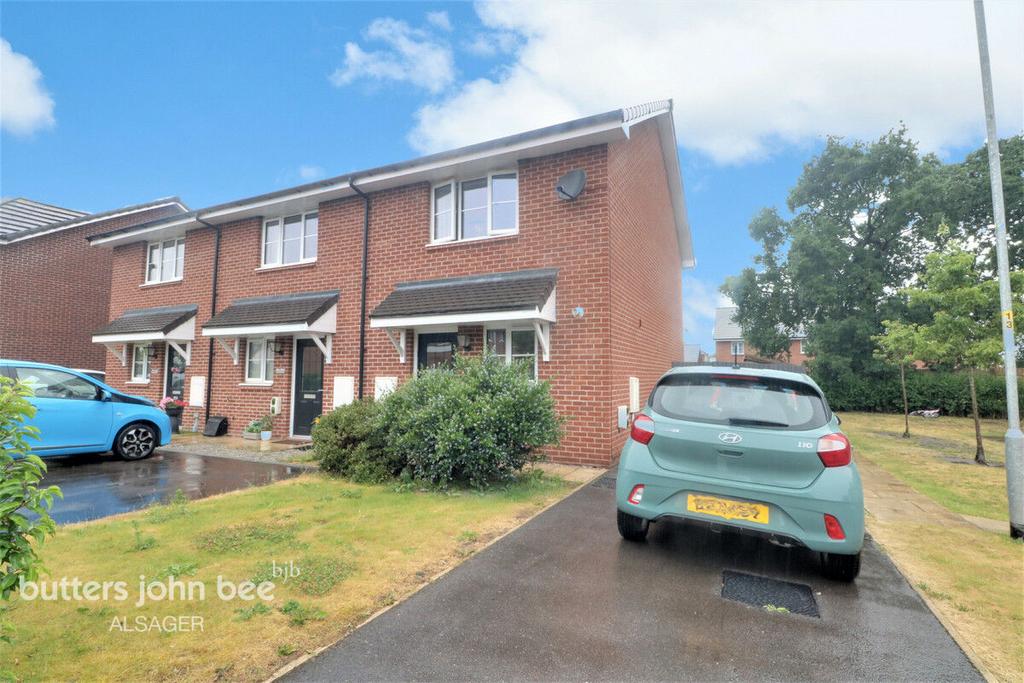 William Higgins Close, Alsager 3 bed end of terrace house for sale £