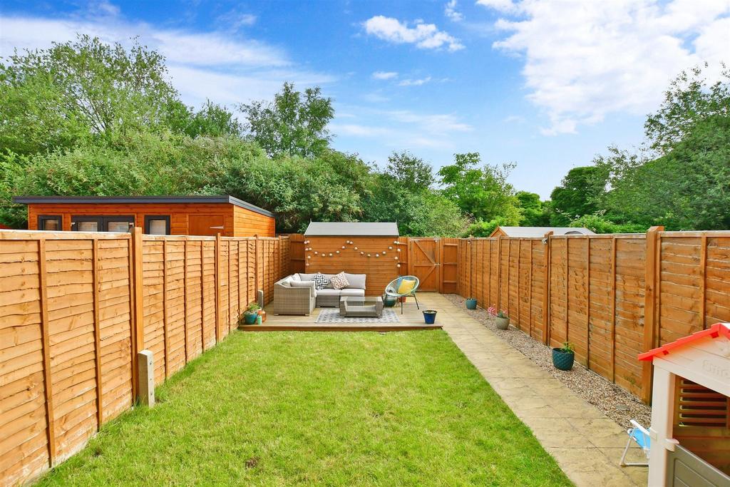 Worcester Drive, Swanley, Kent 4 bed terraced house £475,000