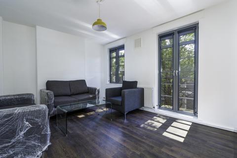 3 bedroom apartment to rent, Great Percy Street, London, WC1X