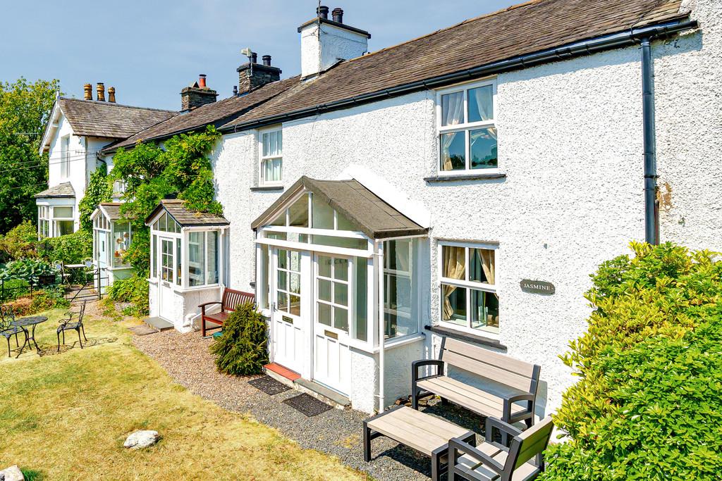 Jasmine Cottage, 9 Brook Street, Troutbeck Bridge, LA23 1HN 2 bed