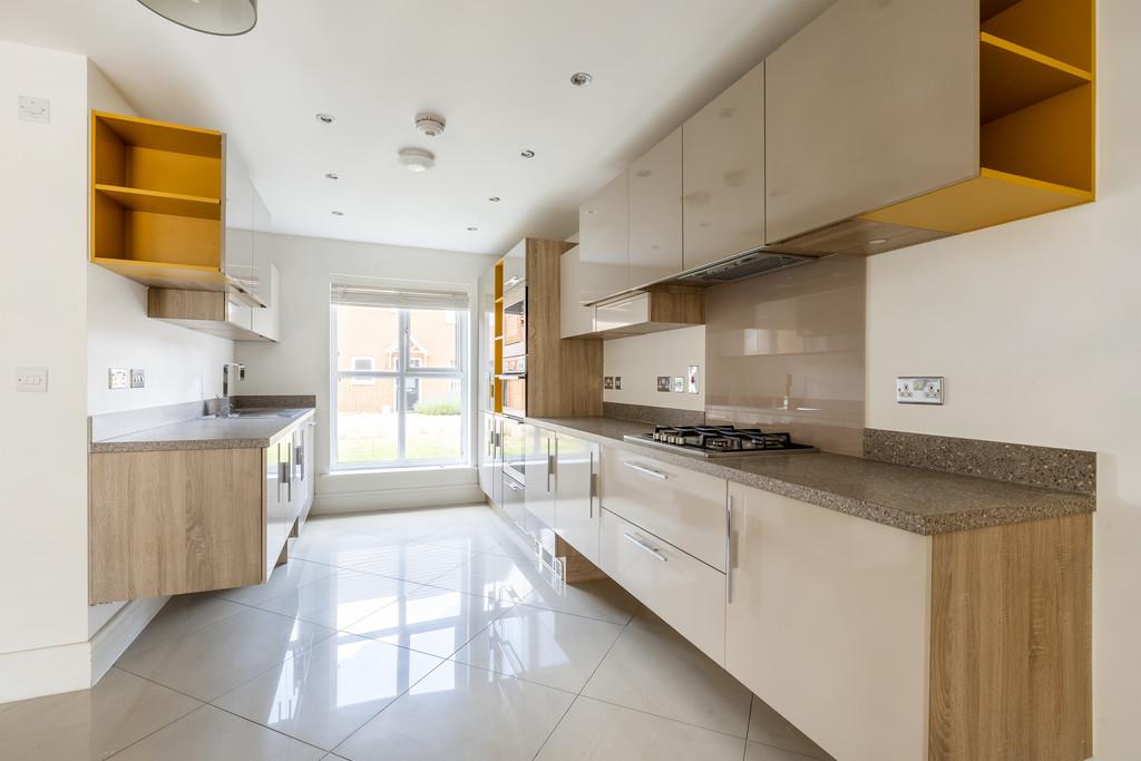 Barbastelle Crescent, Hethersett 4 bed detached house to rent £1,450