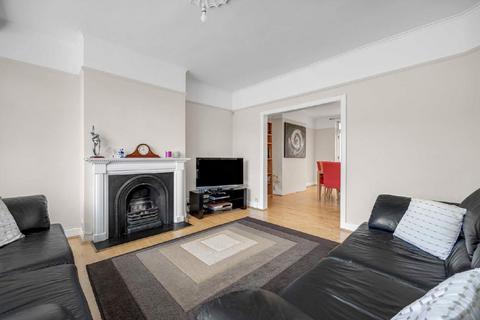 30 Crossway, London, SW20 9JA