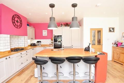 29 Arncliffe Road, Harrogate, HG2 8NH
