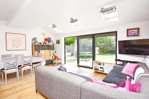 29 Arncliffe Road, Harrogate, HG2 8NH